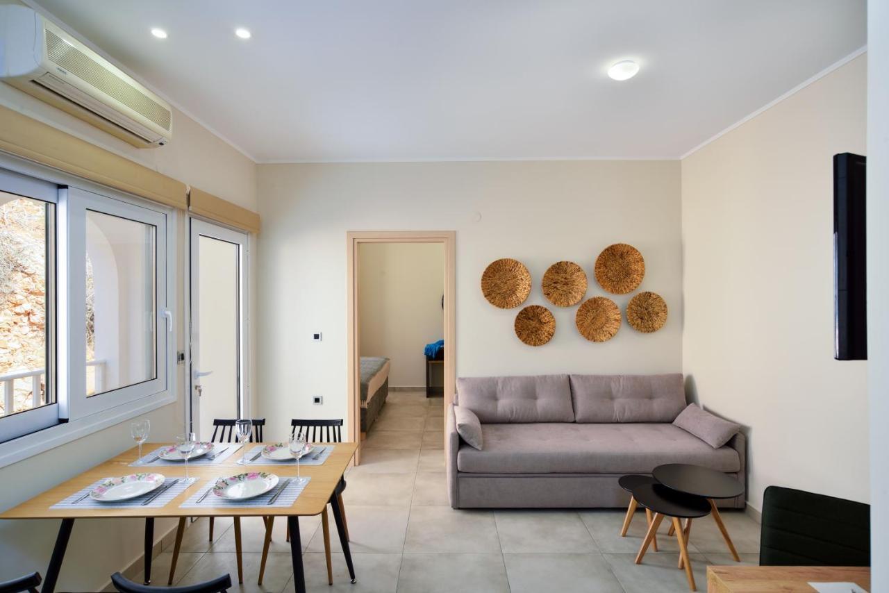 Ilingas Mare Aparthotel Hora Sfakion Exterior photo